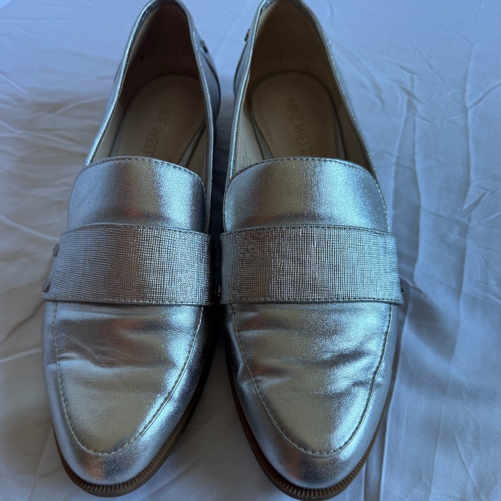 Nine West Hamida Metallic Silver Slip-On Loafers – Women’s 6.5